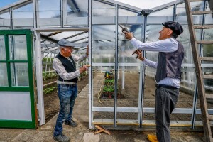 210531 Werken aan de nieuwe oude kas