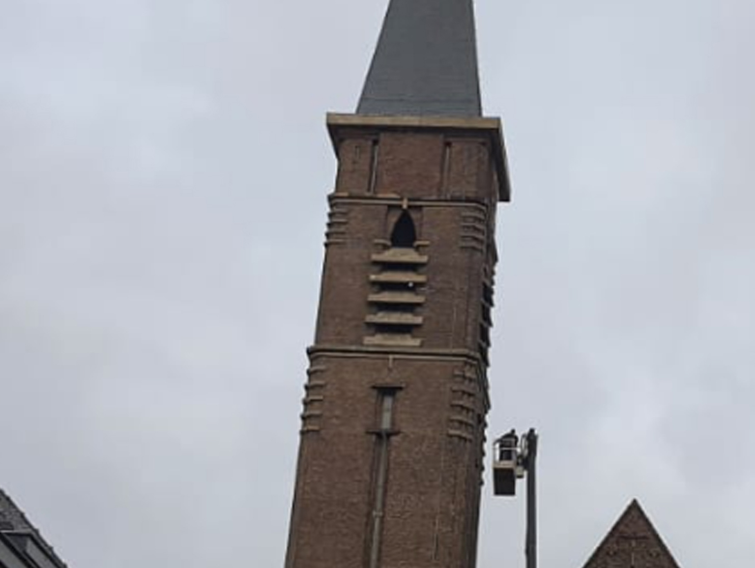 230321 Toren rk kerk in Naaldwijk