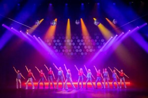 260208 DOS danst door de Oude Kerk voor het goede doel